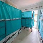 بيت شباب Duque Nest