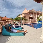 Duque Nest بيت شباب *