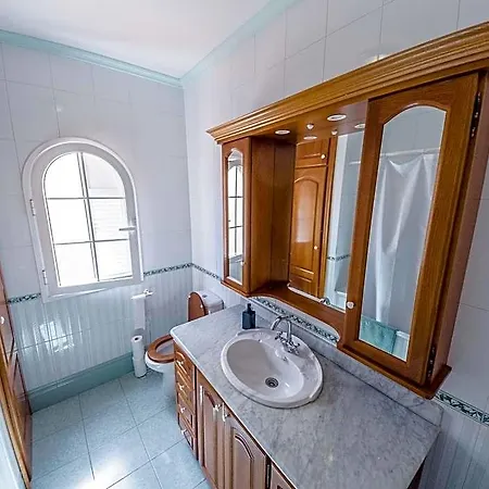 Albergue Duque Nest Costa Adeje (Tenerife)