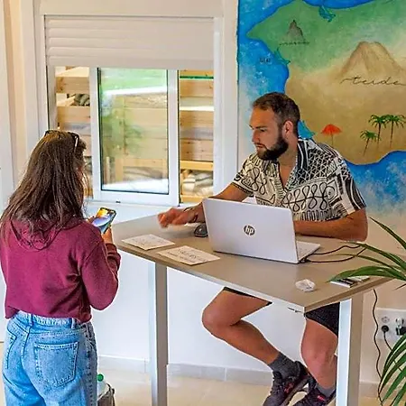 Hostel Duque Nest Costa Adeje (Tenerife)