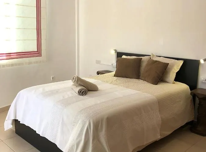 Duque Nest Vandrarhem Costa Adeje (Tenerife)