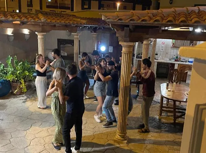 Vandrarhem Duque Nest *